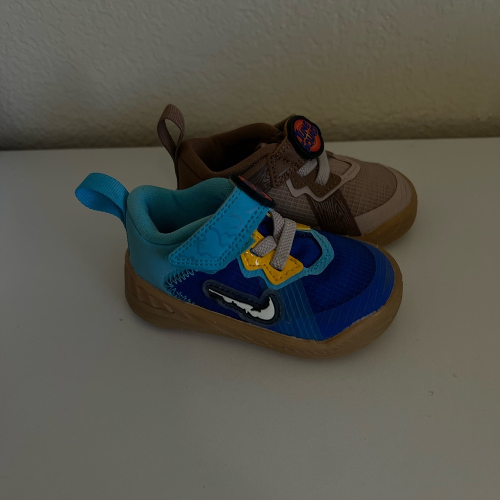 Space jam shoes toddler